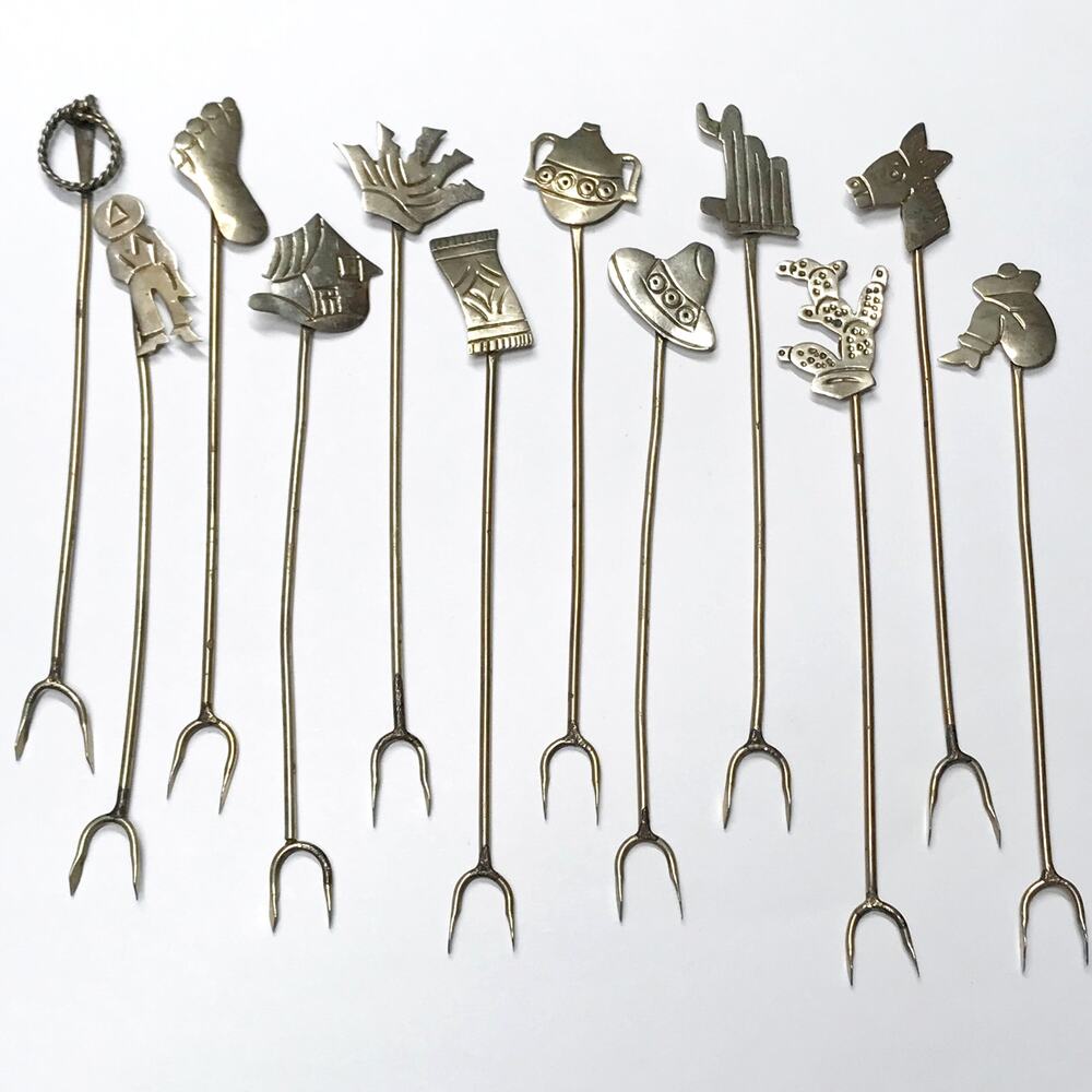 VTG 12 Vintage Sterling Silver Mexican Appetizer Cocktail Hors D'oeuvres Forks - Picture 1 of 13